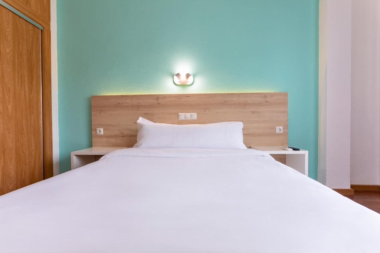 Hotel Torremolinos Centro By Croma Екстер'єр фото